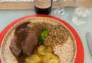 Deliciosa Refeição com vinho CATAFESTA